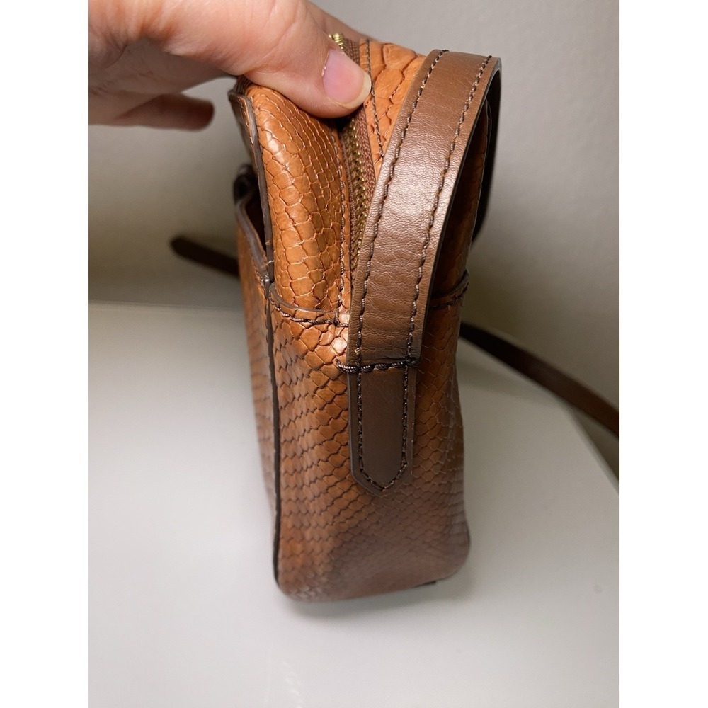 Fossil Croc Leather Effect Messenger Bag Baked Clay Tan And Brown Crossbody - Picture 9 of 16